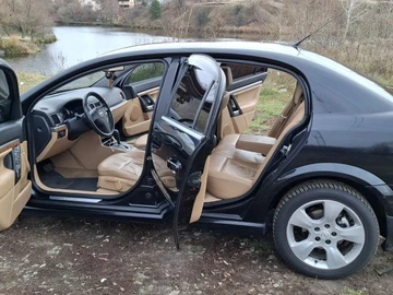 Авто Opel Vectra 2008 № 8225398