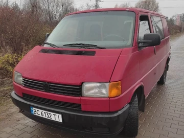 Авто Volkswagen Transporter 1991 № 8225421