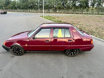 Авто ЗАЗ Таврия 2004 № 8225424