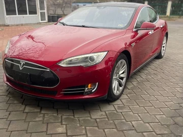 Авто Tesla Model S 2015 № 8225620
