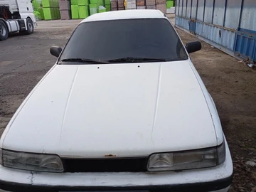 Авто Mazda 626 1988 № 8225778