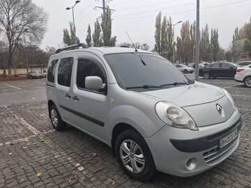Авто Renault Kangoo Passenger 2009 № 8225821
