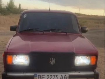 Авто ВАЗ 2107 1988 № 8225827