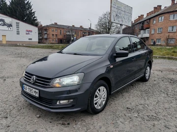 Авто Volkswagen Polo 2018 № 8225950