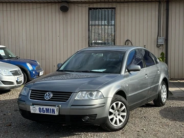 Авто Volkswagen Passat Sedan 2003 № 8225960