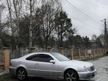 Авто Mercedes Clk Серия 2000 № 8225992
