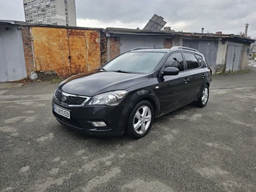 Авто KIA Cee X27 D 2010 № 8226066