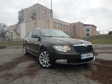 Авто Skoda Superb 2010 № 8226075