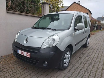 Авто Renault Kangoo Passenger 2010 № 8226096