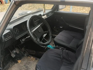 Авто ВАЗ 2107 1985 № 8226100