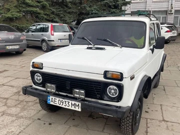 Авто ВАЗ 21213 1988 № 8226178