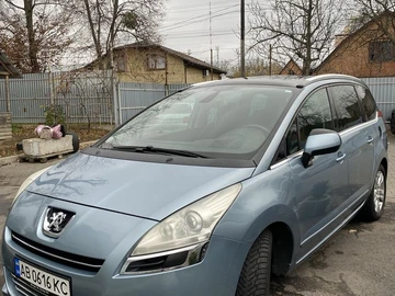 Авто Peugeot 5008 2010 № 8226225