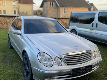 Авто Mercedes E Серия 2004 № 8226302