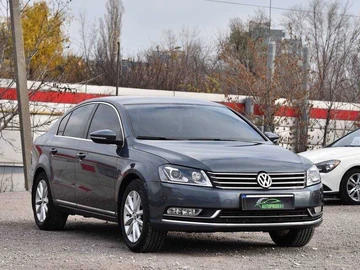 Авто Volkswagen Passat Sedan 2011 № 8226317