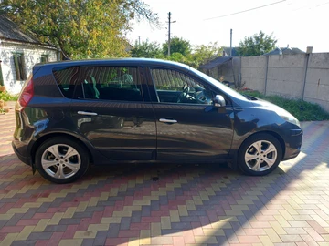 Авто Renault Scenic Iii 2009 № 8226323