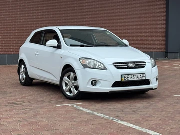 Авто KIA Cee X27 D 2009 № 8226349