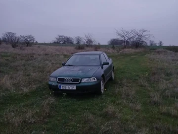 Авто Audi A4 1998 № 8226463