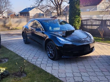 Авто Tesla Model 3 2019 № 8226474