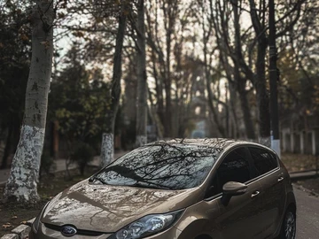 Авто Ford Fiesta 2012 № 8226489