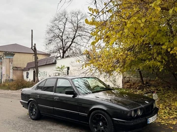 Авто BMW 5 Серия 1992 № 8226536