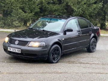 Авто Volkswagen Passat Sedan 1996 № 8226560