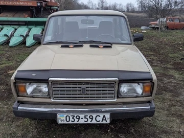 Авто ВАЗ 2107 1987 № 8226601