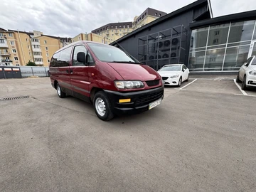 Авто Mitsubishi Delica 2000 № 8226689