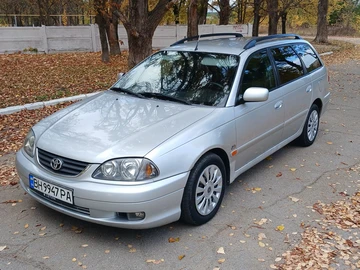 Авто Toyota Avensis 2001 № 8226719