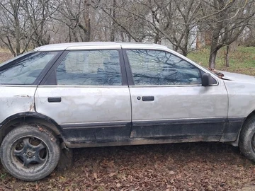 Авто Ford Canyon 1985 № 8227148