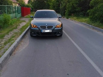Авто BMW 5 Серия 2003 № 8227272