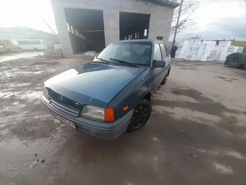 Авто Opel Kadett 1989 № 8227279