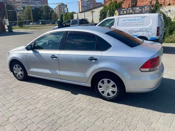 Авто Volkswagen Polo 2012 № 8227331