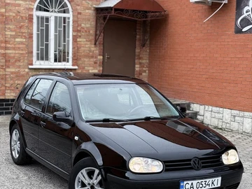 Авто Volkswagen Golf 1998 № 8227369