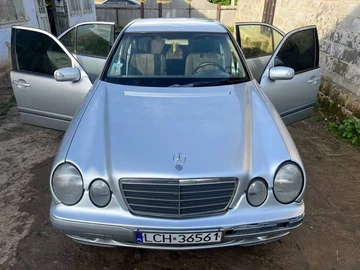 Авто Mercedes 320 2000 № 8227512