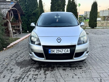 Авто Renault Scenic 2011 № 8227666