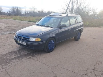 Авто Opel Astra 1992 № 8227673
