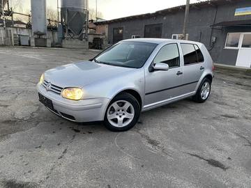 Авто Volkswagen Golf 2003 № 8227843