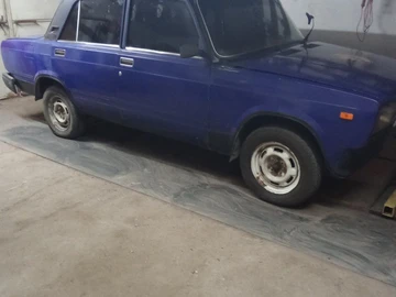 Авто ВАЗ 2107 1987 № 8227858