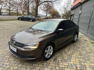 Авто Volkswagen Jetta 2010 № 8227884