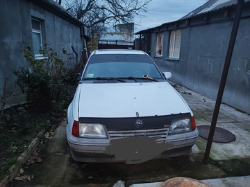 Авто Opel Kadett 1990 № 8227971