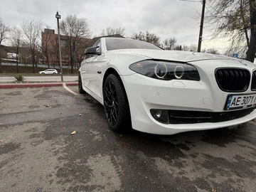 Авто BMW 5 Серия 2013 № 8228021