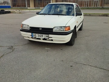 Авто Mazda 323 1990 № 8228078