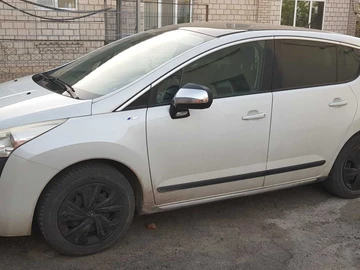 Авто Peugeot 3008 2011 № 8228125