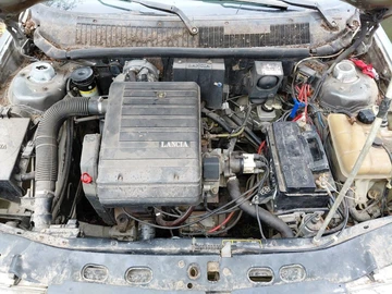 Авто Lancia Dedra 1991 № 8228143