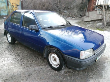 Авто Opel Kadett 1989 № 8228194