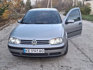Авто Volkswagen Golf 2002 № 8228241