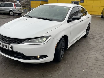 Авто Chrysler 200 2015 № 8228346