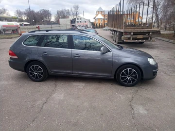 Авто Volkswagen Golf 2007 № 8228366