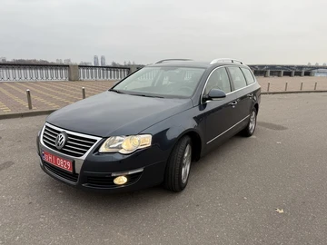 Авто Volkswagen Passat Variant 2008 № 8228483