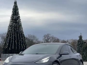 Авто Tesla Model 3 2019 № 8228568